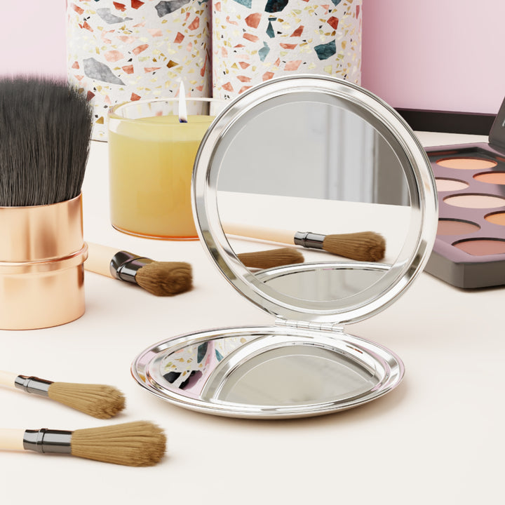 CRIPTICA Makeup is the Medium Compact Mirror